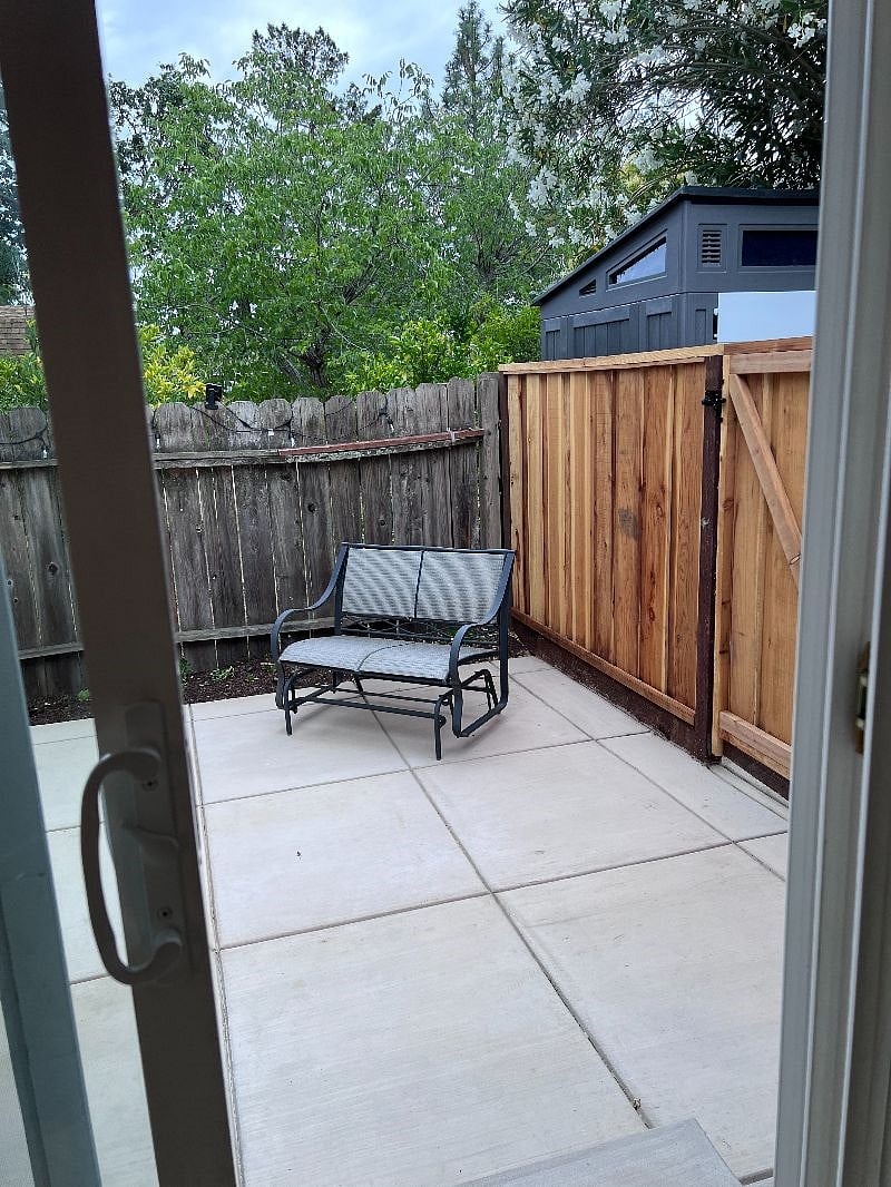 Furnished Finder property 388694_1 photo 12