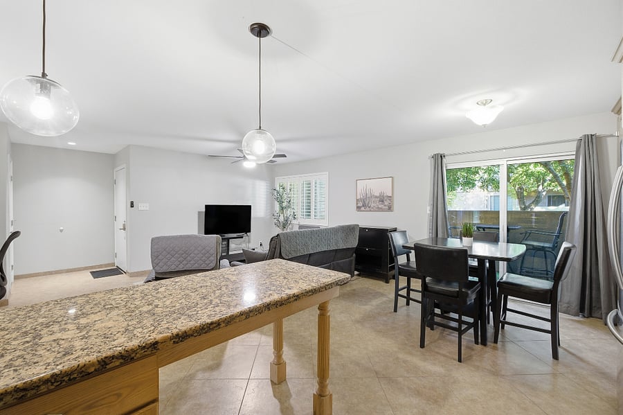Furnished Finder property 388726_1 photo 3
