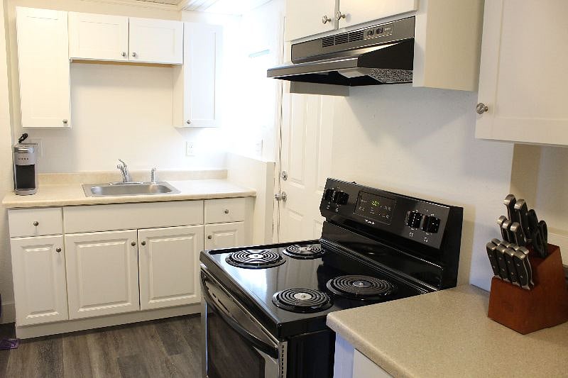 Furnished Finder property 388756_1 photo 4