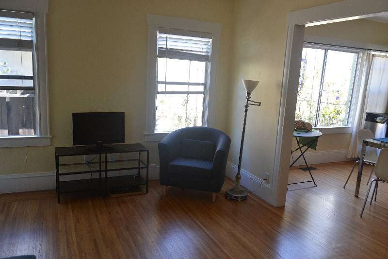 Furnished Finder property 388775_1 photo 9