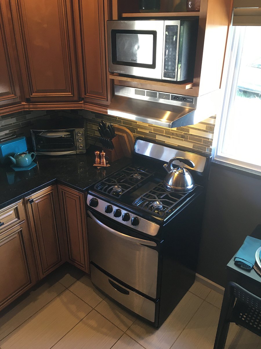 Furnished Finder property 388799_2 photo 24
