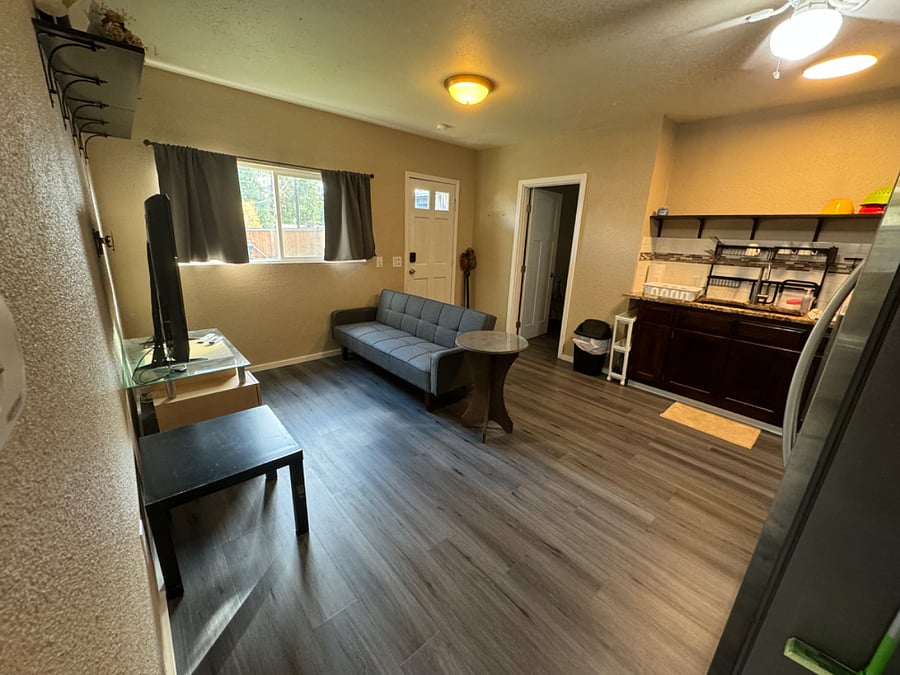 Furnished Finder property 388870_1 photo 3