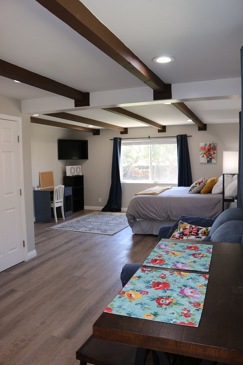  TV angled to see from either the dinning table, couch or bed. 