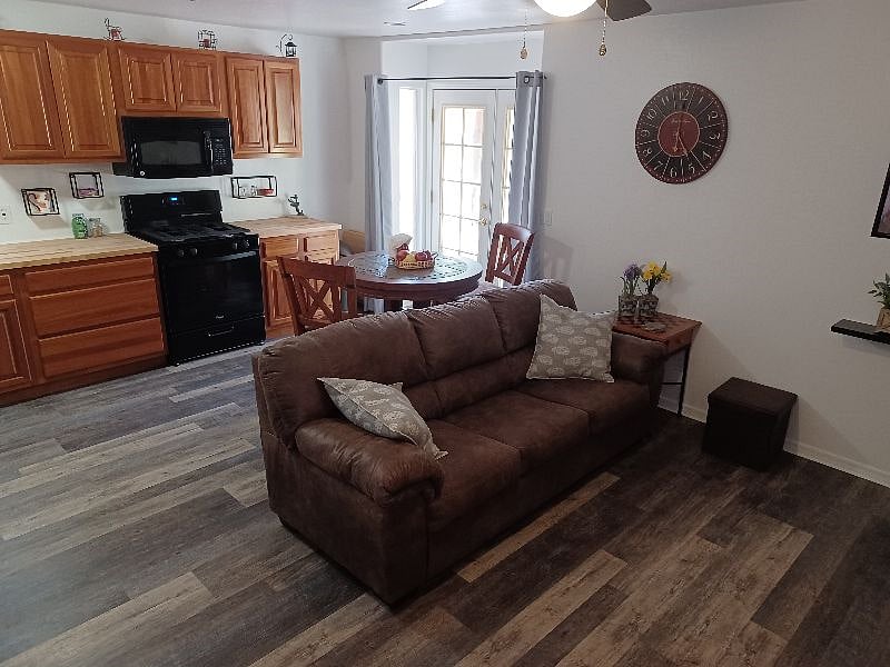 Furnished Finder property 388976_1 photo 6