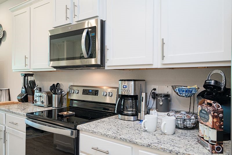 Furnished Finder property 388988_1 photo 7