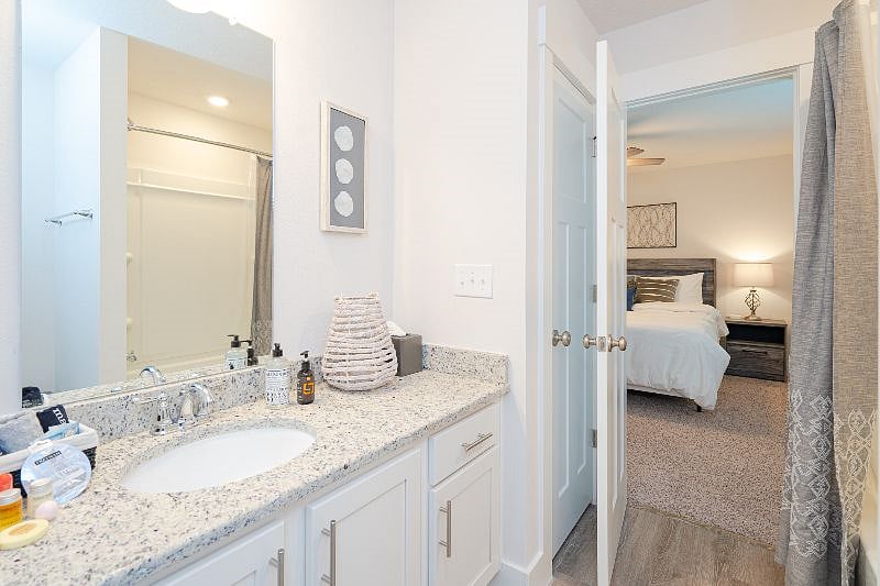 Furnished Finder property 388988_1 photo 24