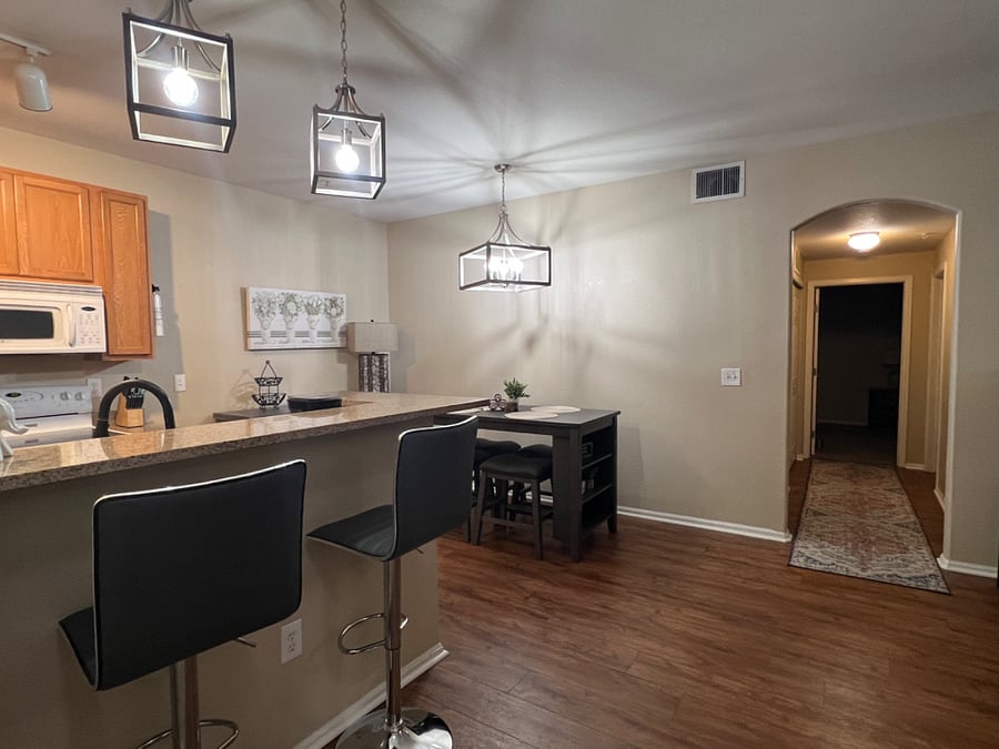 Furnished Finder property 389001_1 photo 3