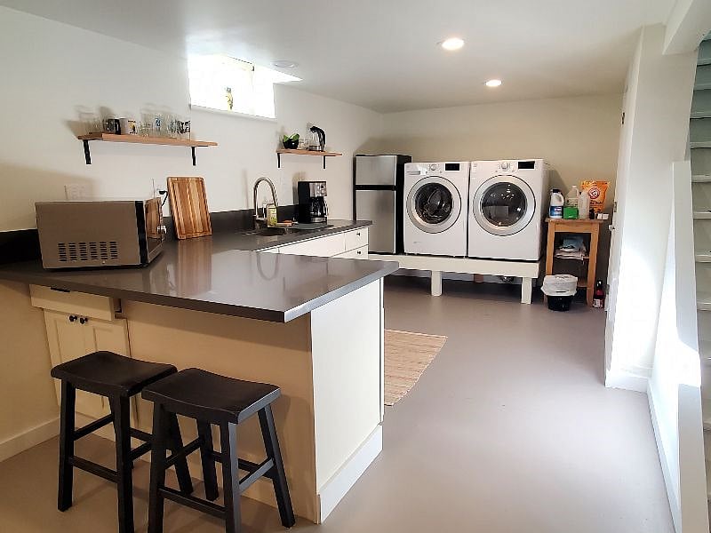 Furnished Finder property 389070_1 photo 7