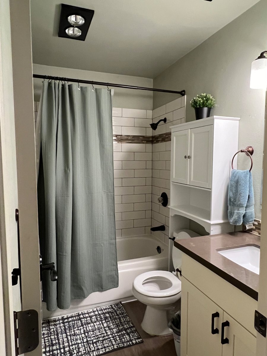Furnished Finder property 389082_1 photo 8