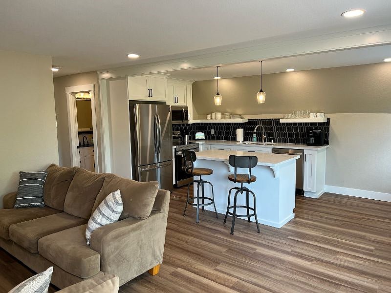 Furnished Finder property 389097_1 photo 4