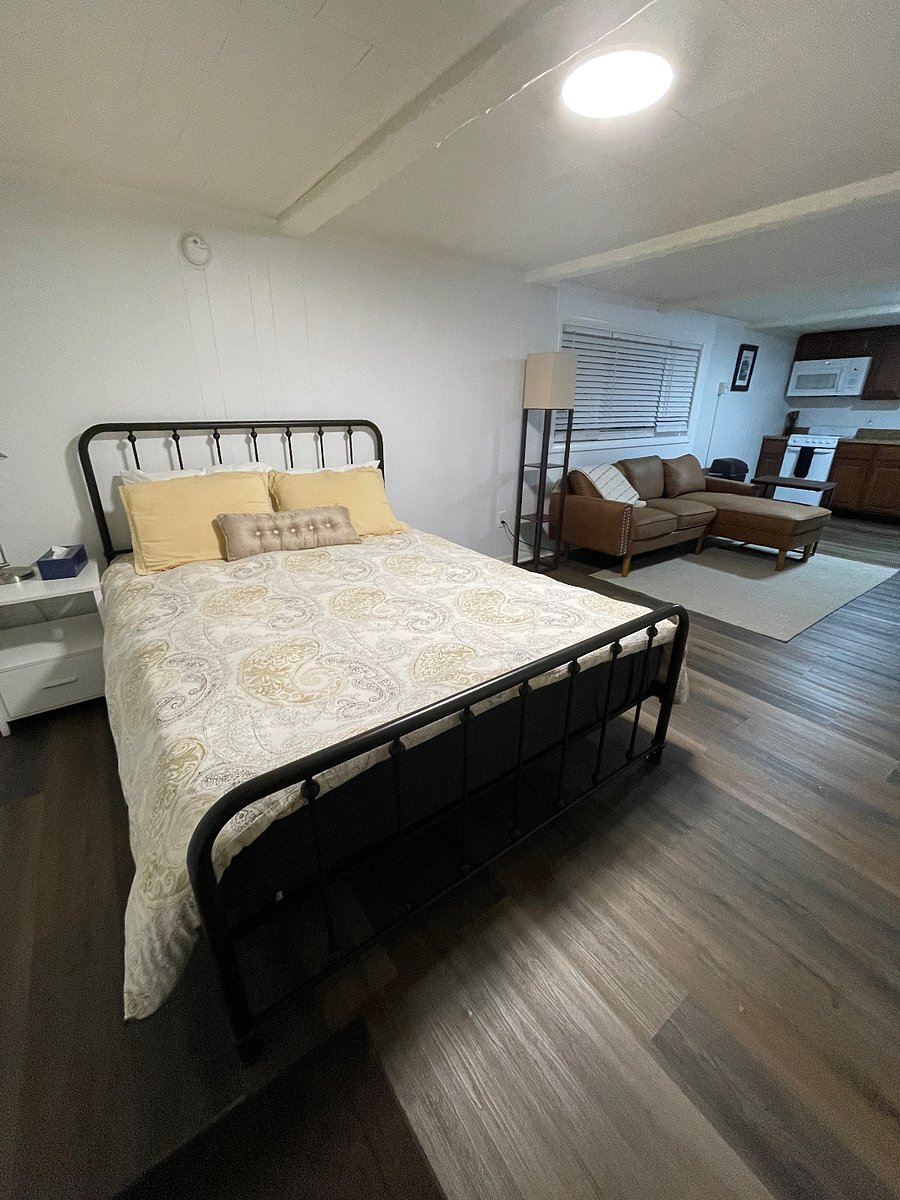 Furnished Finder property 389105_1 photo 1