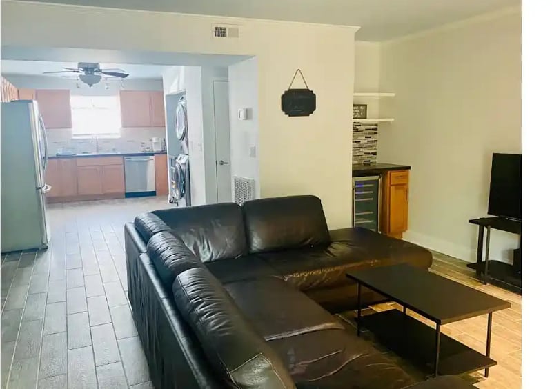 Furnished Finder property 389113_1 photo 6