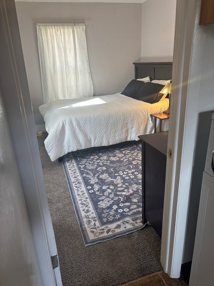 Furnished Finder property 389129_1 photo 24