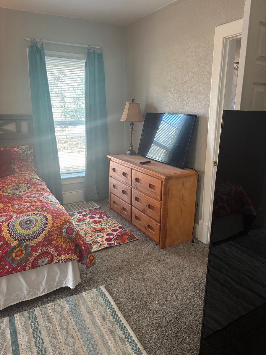 Furnished Finder property 389129_1 photo 30