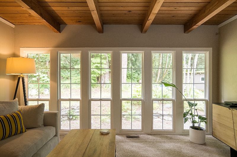 Den/TV Room with Garden View