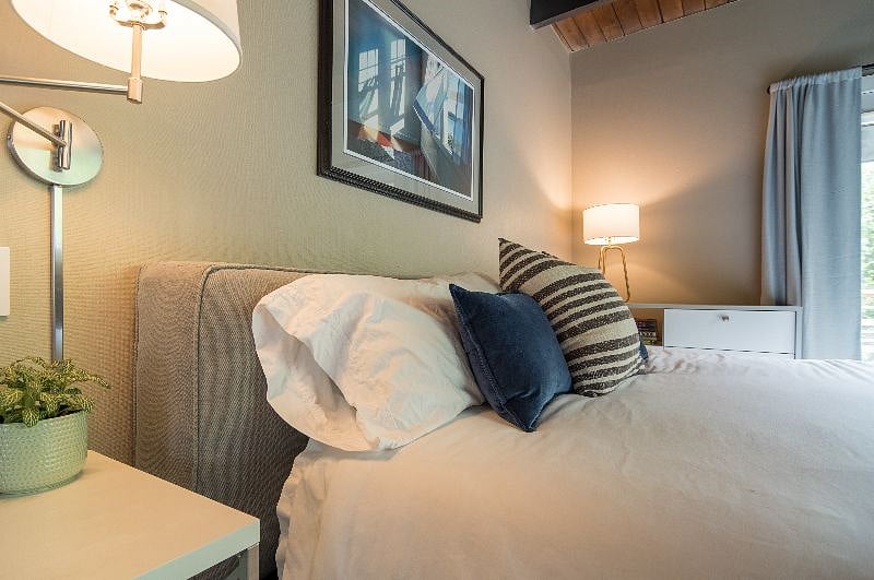 Master Bedroom with King Size Bed 