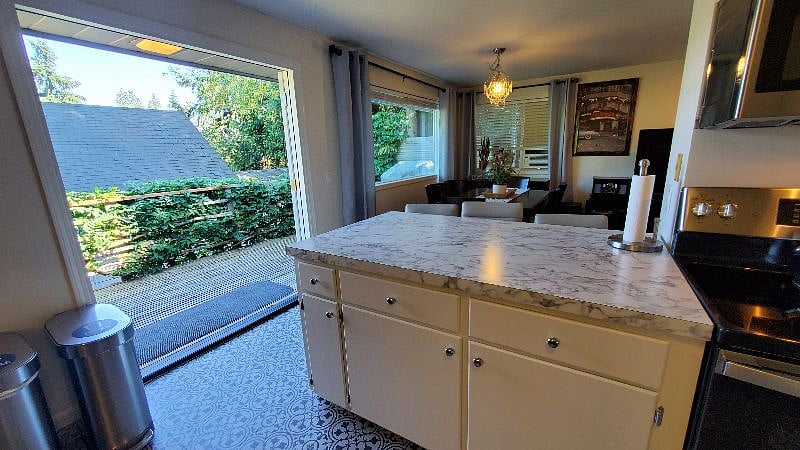 Furnished Finder property 389235_1 photo 17