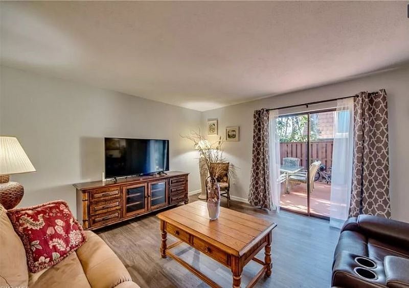 Furnished Finder property 389277_1 photo 4