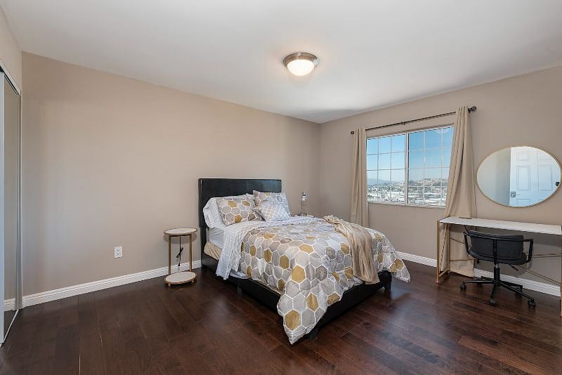 Furnished Finder property 389354_3 photo 4
