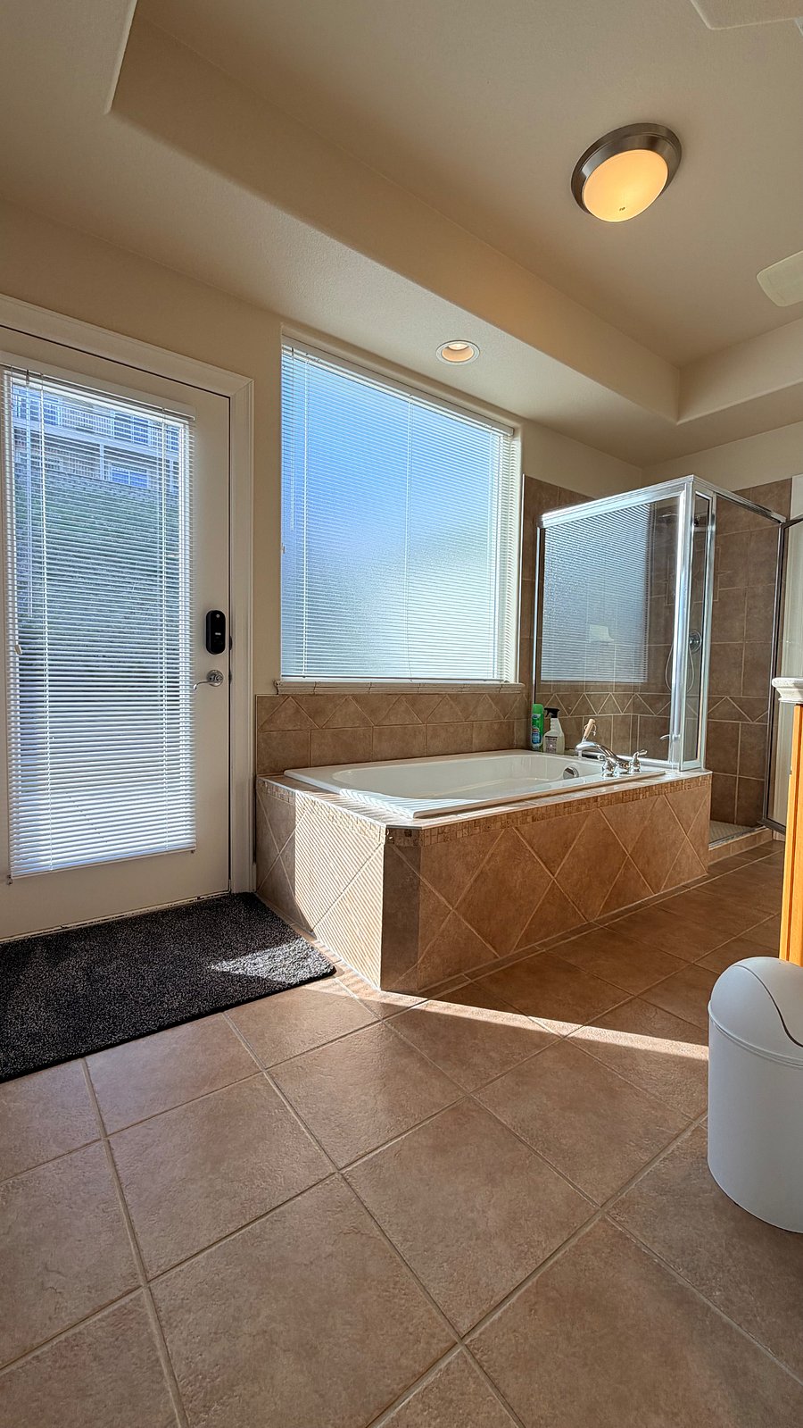 Furnished Finder property 389365_1 photo 10