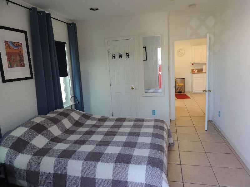 Furnished Finder property 389400_1 photo 7