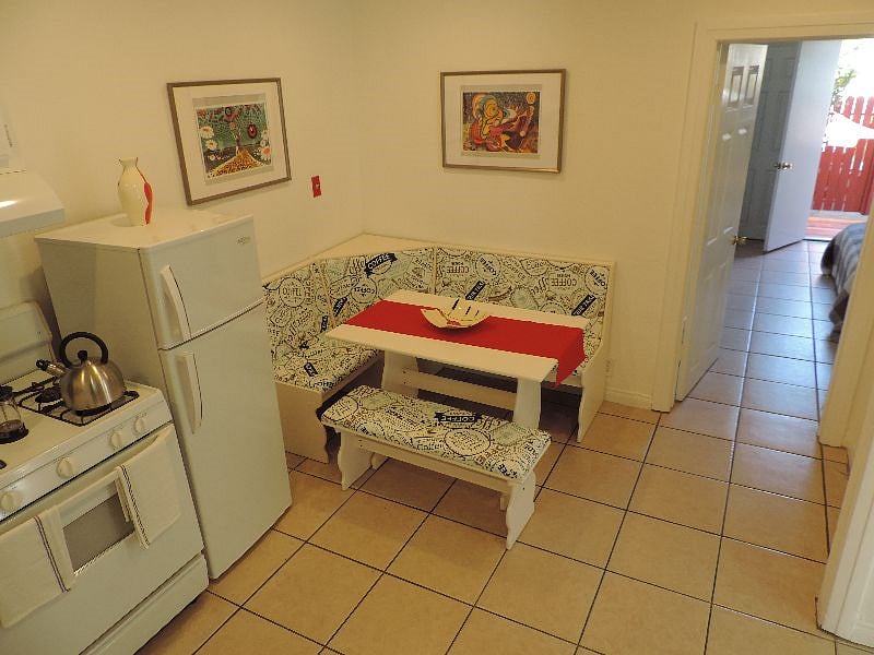 Furnished Finder property 389400_1 photo 4
