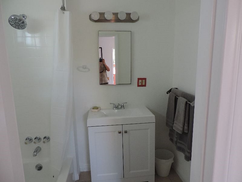 Furnished Finder property 389400_1 photo 10