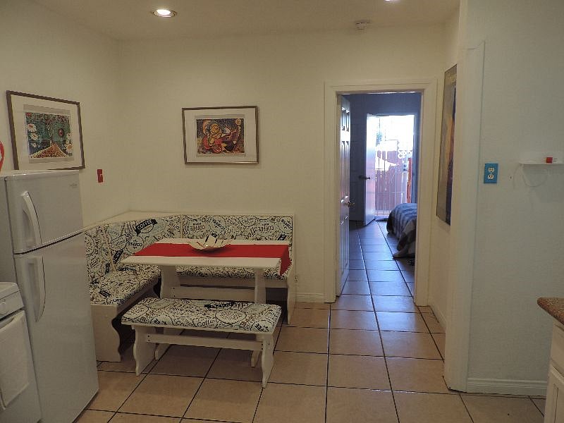 Furnished Finder property 389400_1 photo 13