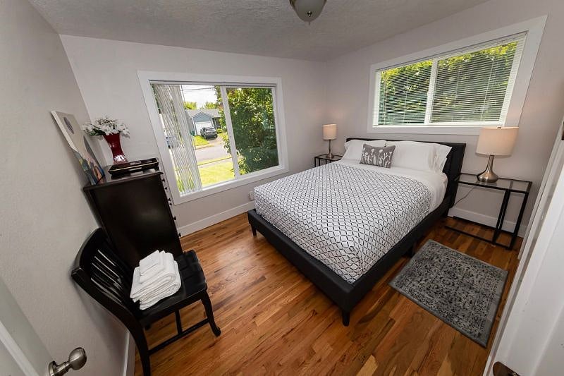 Queen size Saatva mattress.
Black out curtains have been installed.