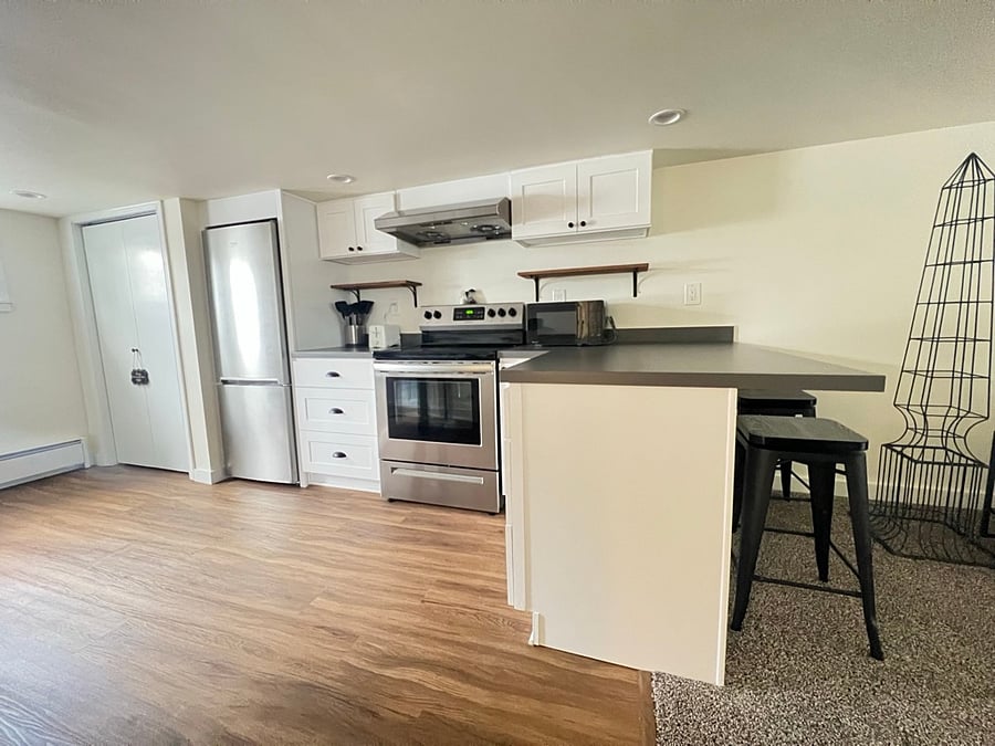 Full kitchen. Has extra pantry/closet space.