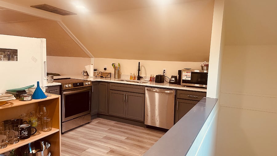 Furnished Finder property 389449_1 photo 12