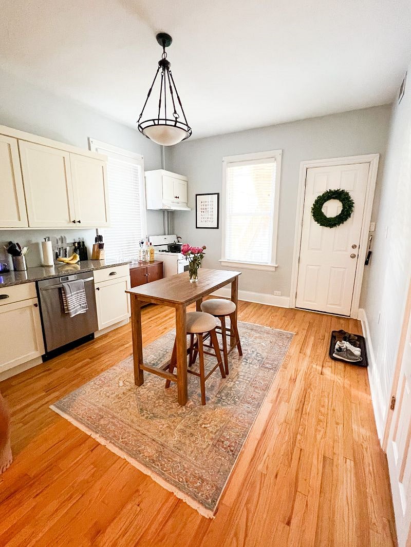 Bright and open kitchen with moveable island and great natural light