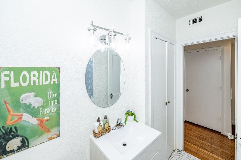 Furnished Finder property 389494_1 photo 11