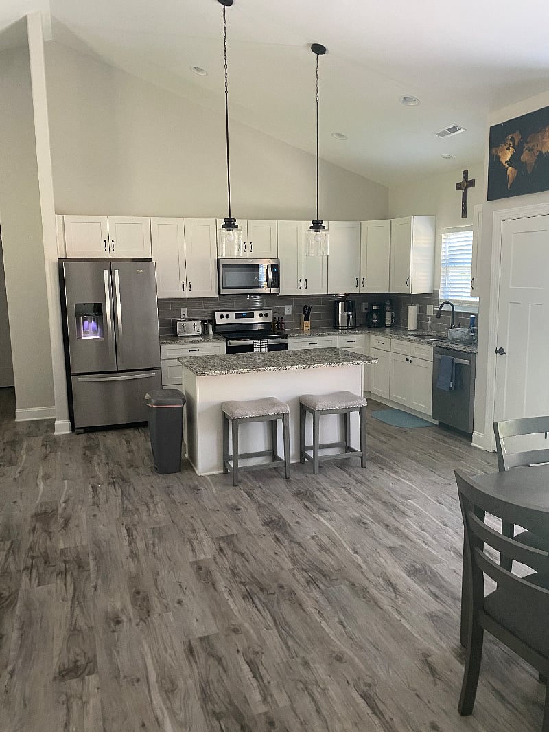 Furnished Finder property 389555_1 photo 8