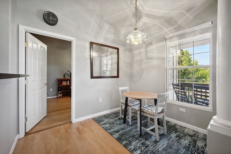 Furnished Finder property 389556_1 photo 6