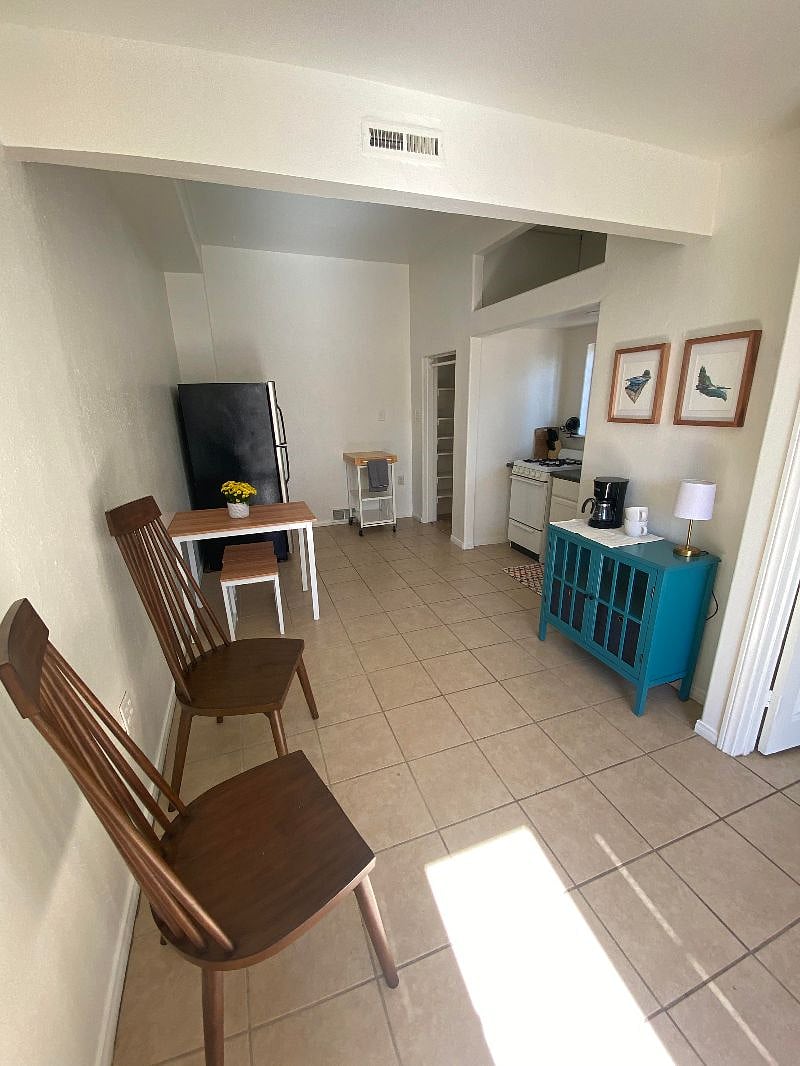 Furnished Finder property 389608_1 photo 11