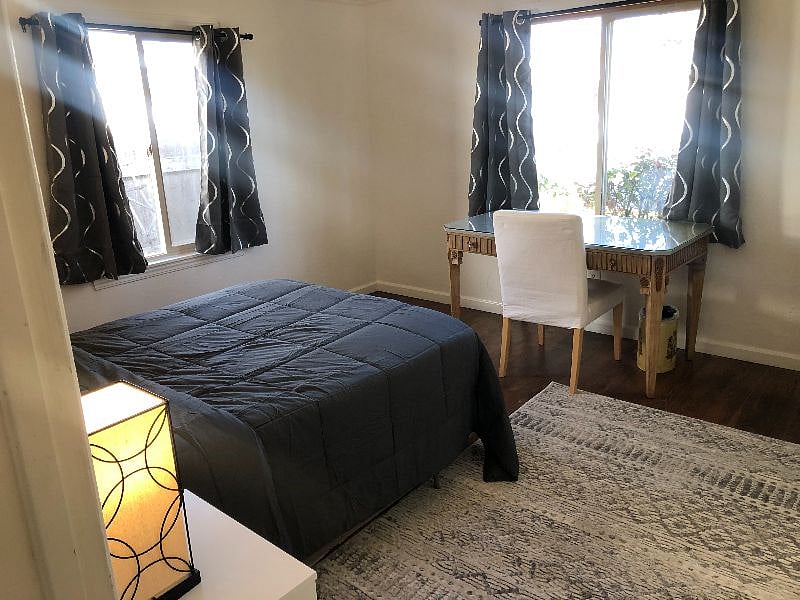 Furnished Finder property 389640_3 photo 8