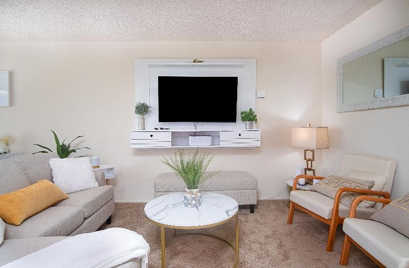 Furnished Finder property 389706_1 photo 18