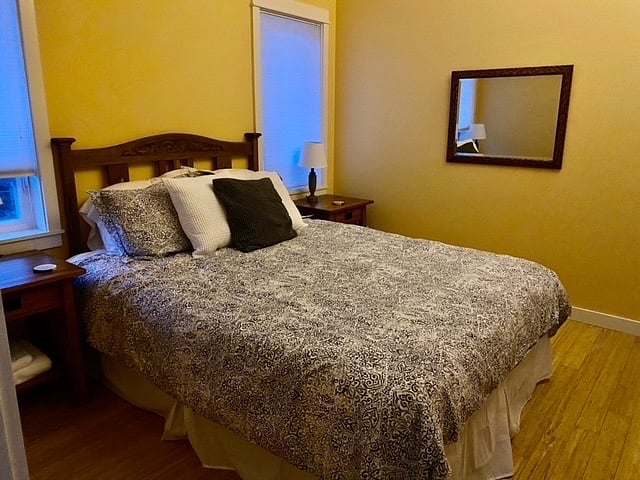 2nd Bedroom with Queen & closet & blackout shades.