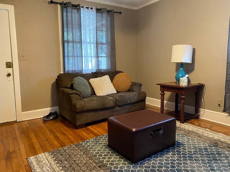 Furnished Finder property 389776_2 photo 3