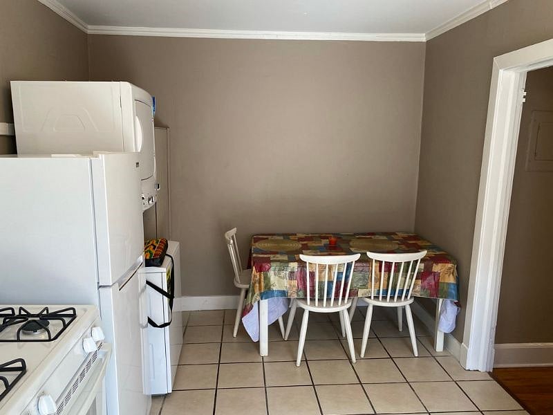 Furnished Finder property 389776_2 photo 13
