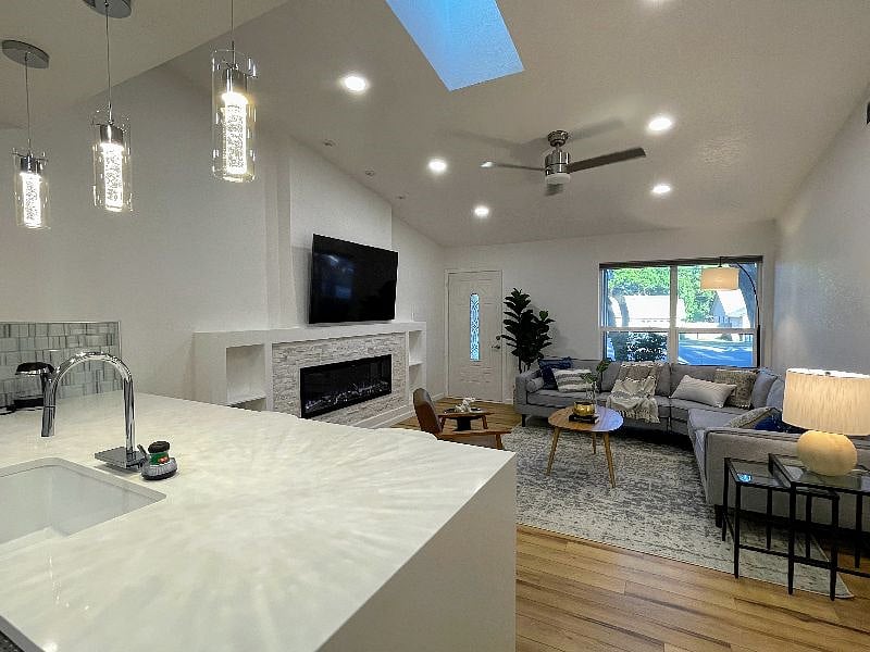 Furnished Finder property 389819_1 photo 6
