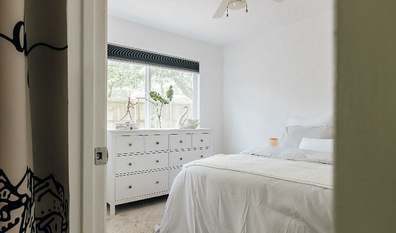 Bedroom 3 with double bed
