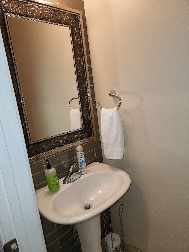 Furnished Finder property 389878_1 photo 28