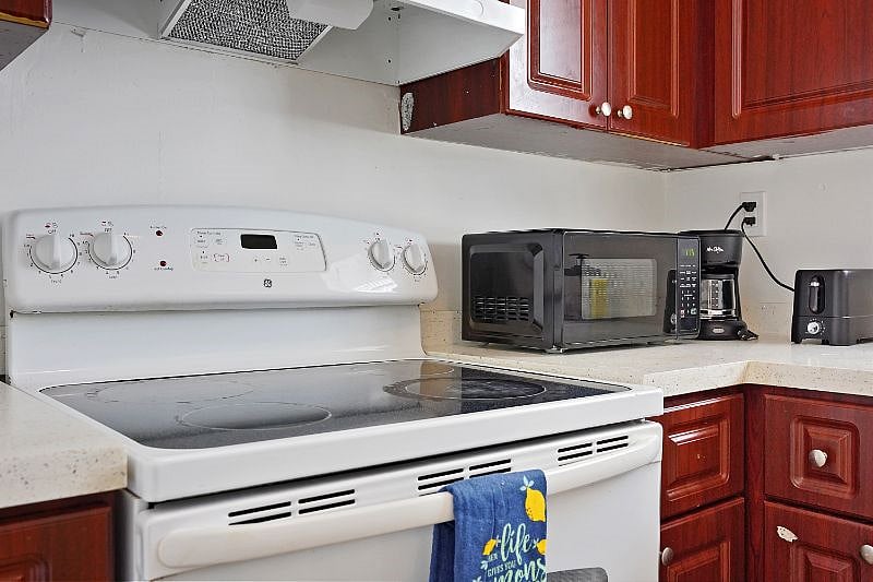 Furnished Finder property 389880_1 photo 11