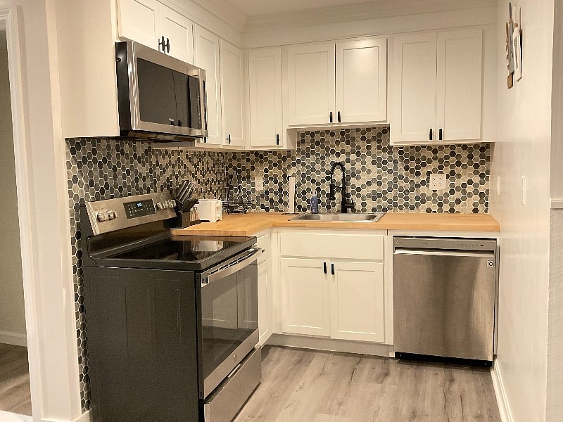 Furnished Finder property 389892_1 photo 14