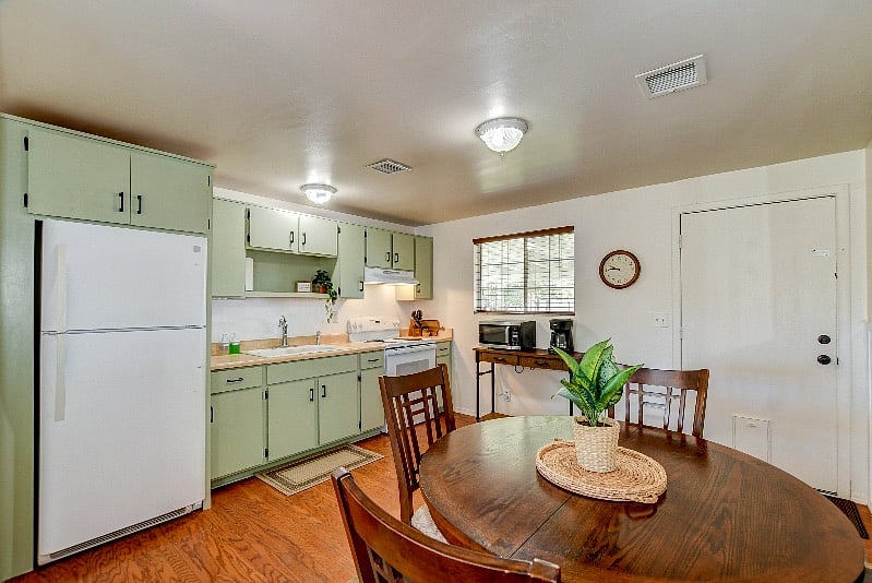 Furnished Finder property 389894_1 photo 17