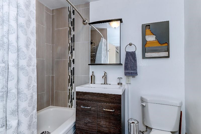 Furnished Finder property 389905_1 photo 17