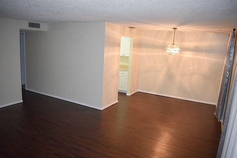 Furnished Finder property 389909_1 photo 7