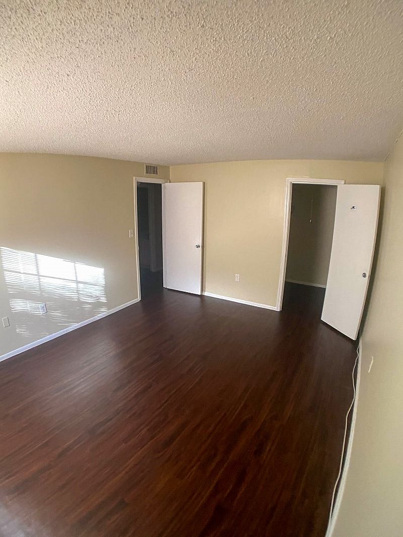 Furnished Finder property 389909_1 photo 15